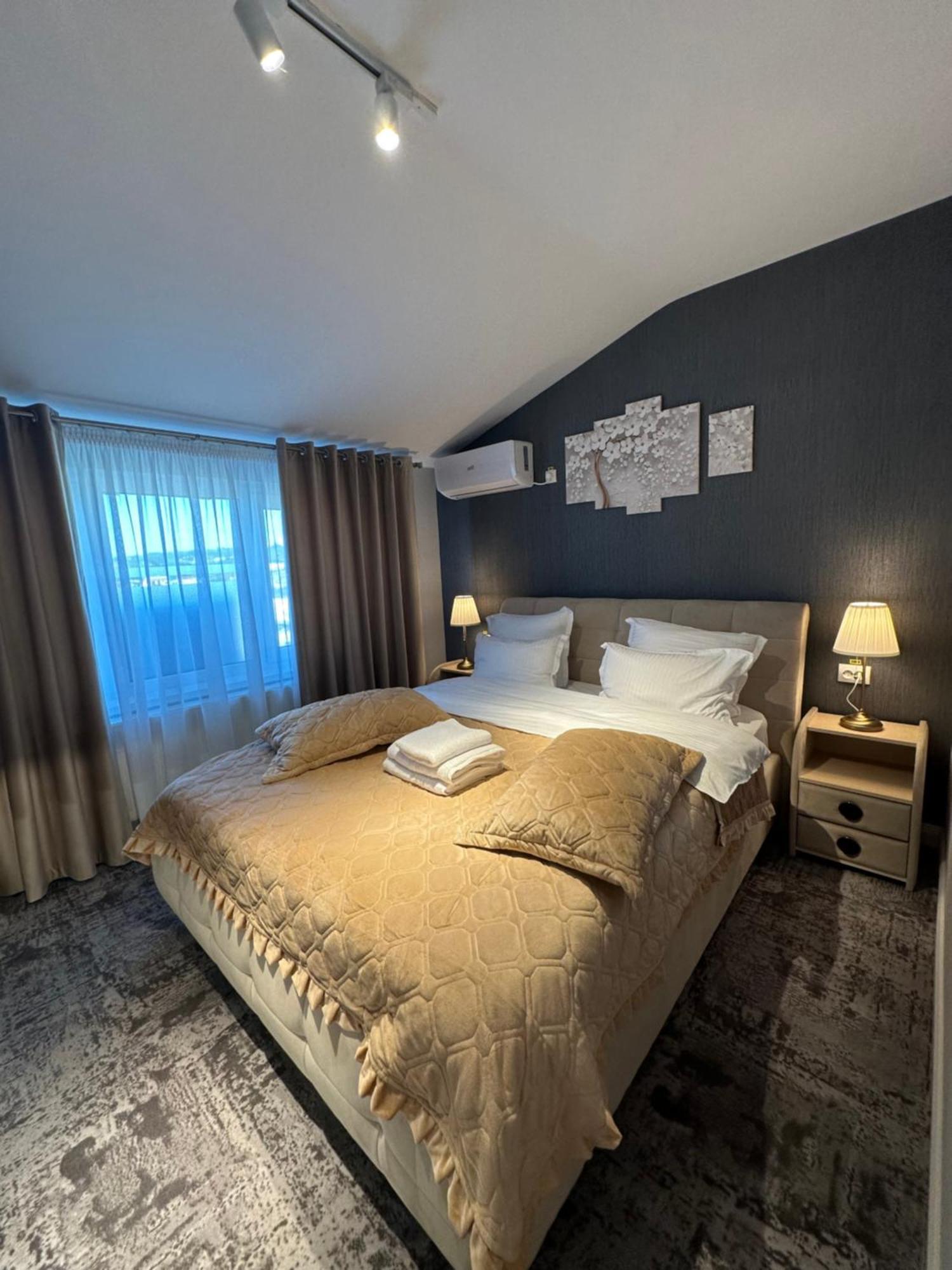Complex Rediu 54 Luxury Apartaments Iasi Exterior foto